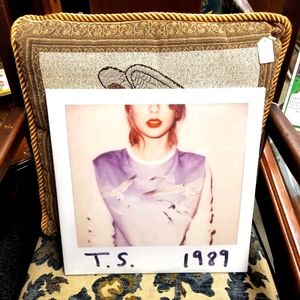 Brand New and Sealed Taylor Swift 1989 Vinyl